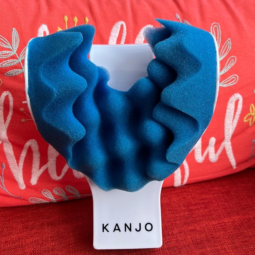 Kanjo Neck Support Cradle
